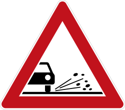 Verkehrszeichen 116: Splitt, Schotter